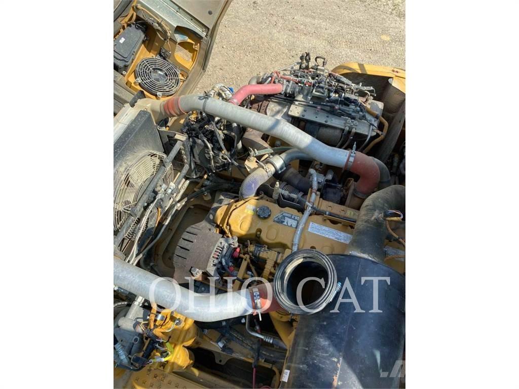 CAT 725C2 Artikulētie pašizgāzēji