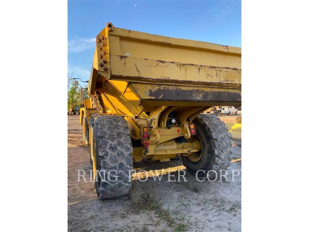 CAT 725WW Autocisterna