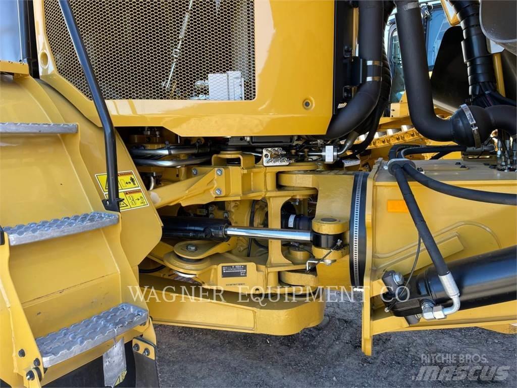 CAT 730 Artikulētie pašizgāzēji
