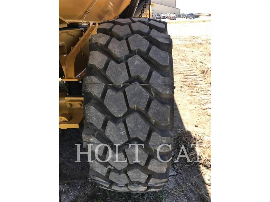 CAT 730 Artikulētie pašizgāzēji