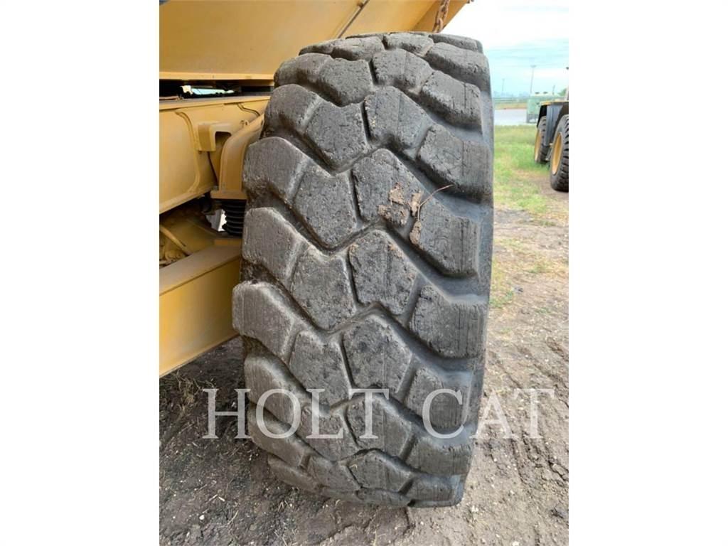 CAT 730 Artikulētie pašizgāzēji