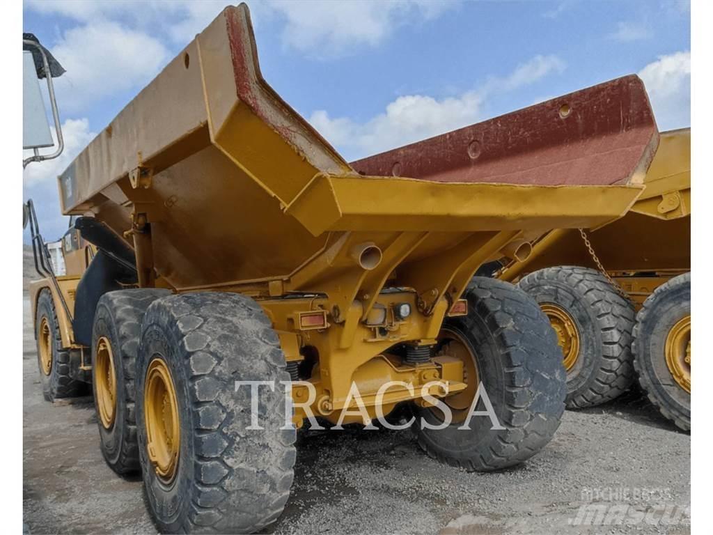 CAT 730 Artikulētie pašizgāzēji