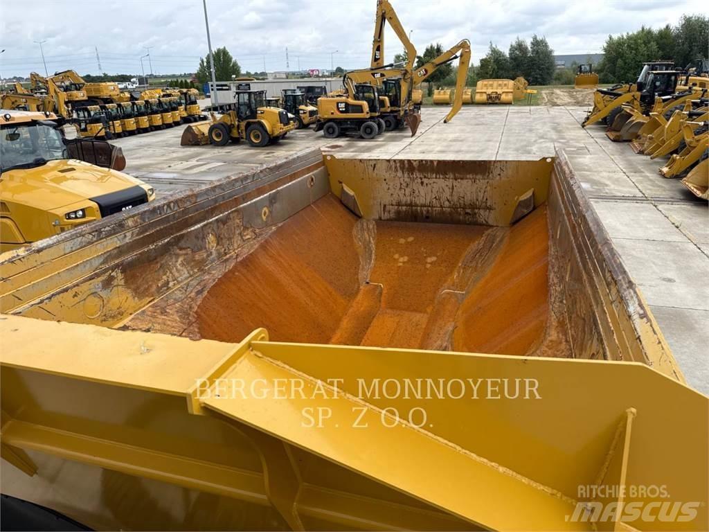 CAT 730 Artikulētie pašizgāzēji