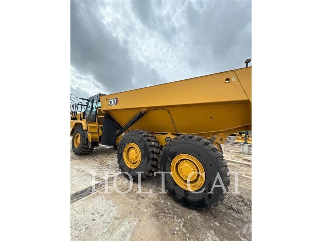 CAT 730 Artikulētie pašizgāzēji