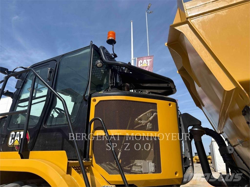 CAT 730 Artikulētie pašizgāzēji