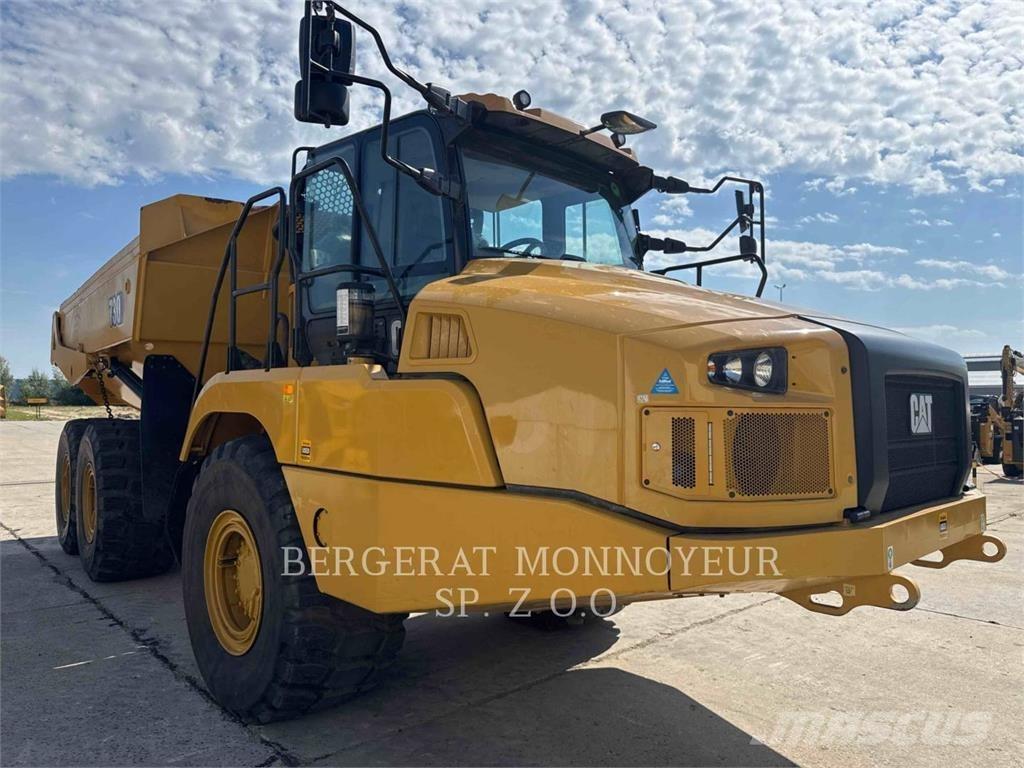 CAT 730 Artikulētie pašizgāzēji