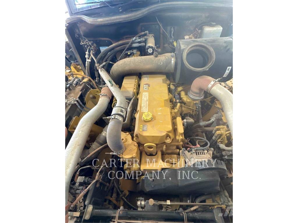 CAT 730 Artikulētie pašizgāzēji