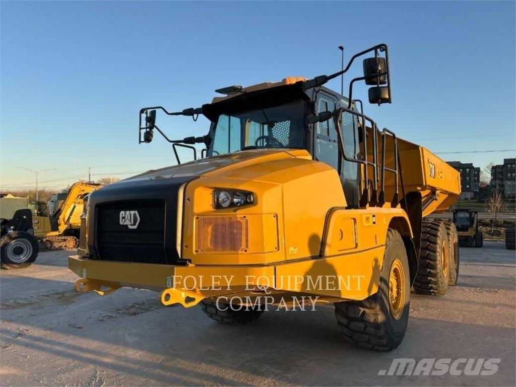 CAT 730-04 Artikulētie pašizgāzēji