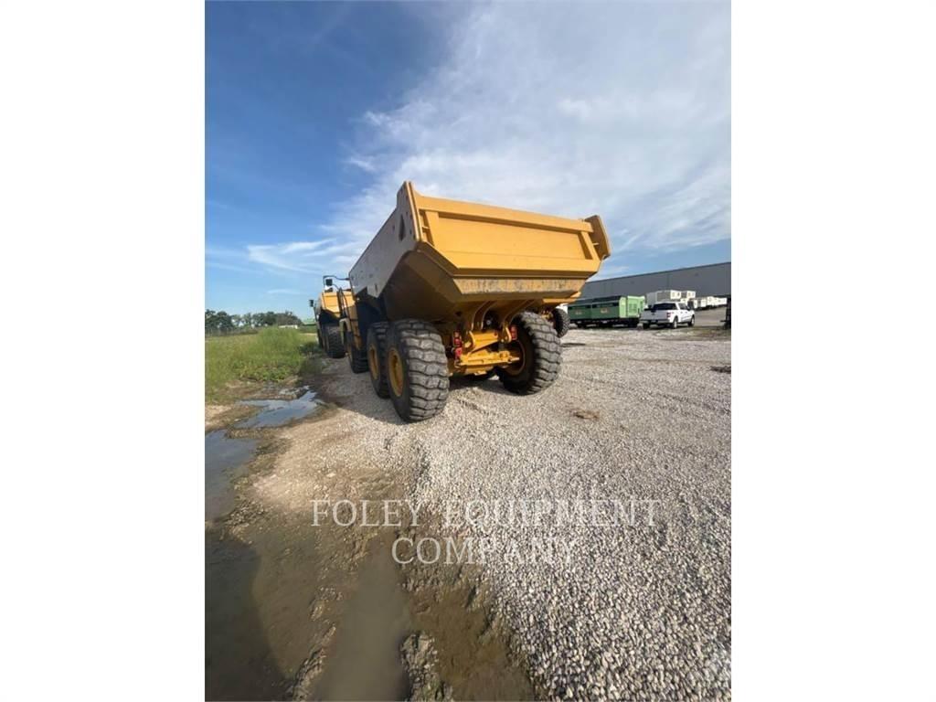 CAT 730-04 Artikulētie pašizgāzēji