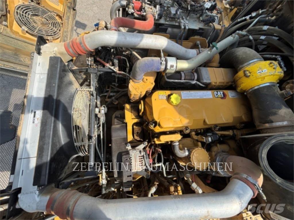 CAT 730-04A Artikulētie pašizgāzēji