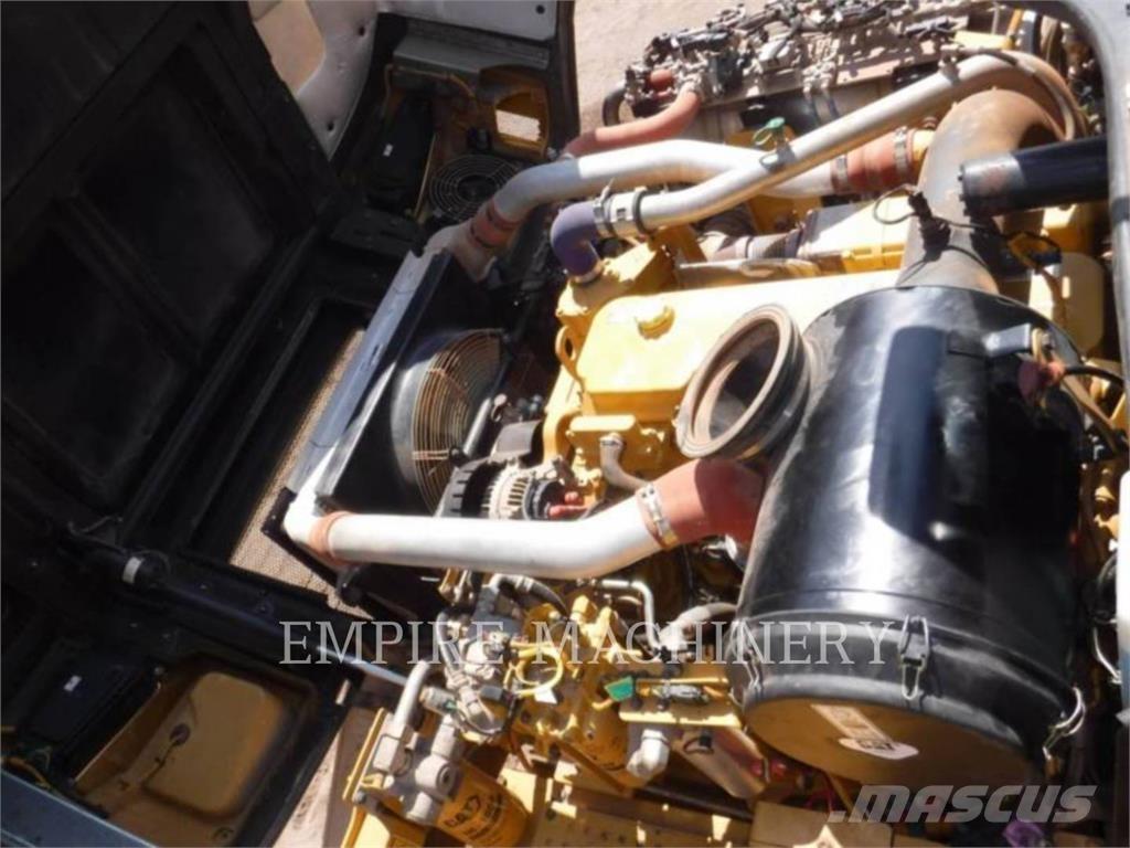 CAT 730 TG Artikulētie pašizgāzēji