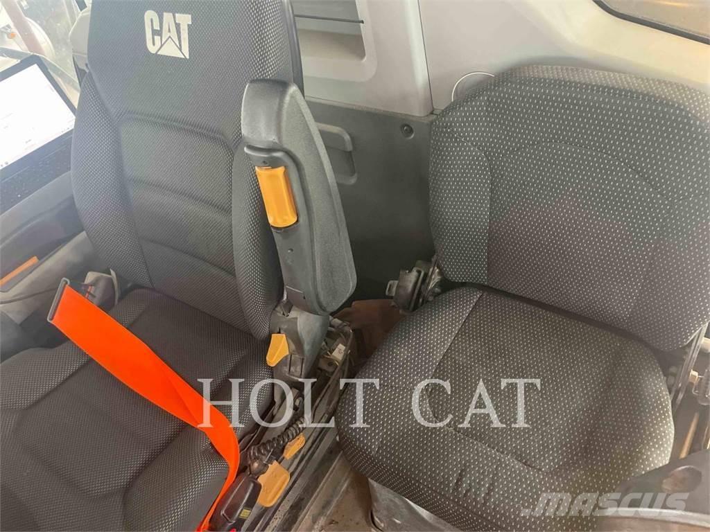 CAT 73004 Artikulētie pašizgāzēji
