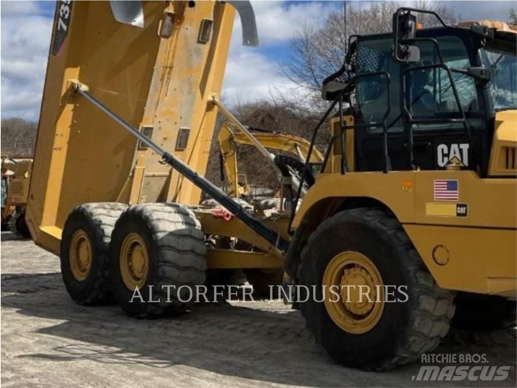 CAT 735 Artikulētie pašizgāzēji