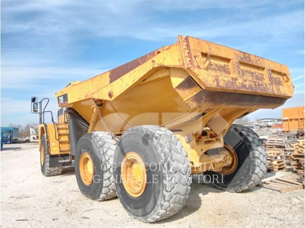 CAT 735 Artikulētie pašizgāzēji
