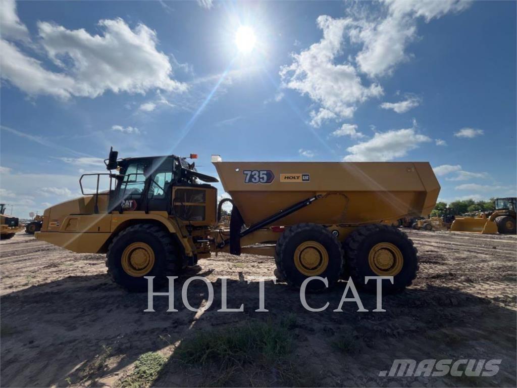 CAT 735 Artikulētie pašizgāzēji