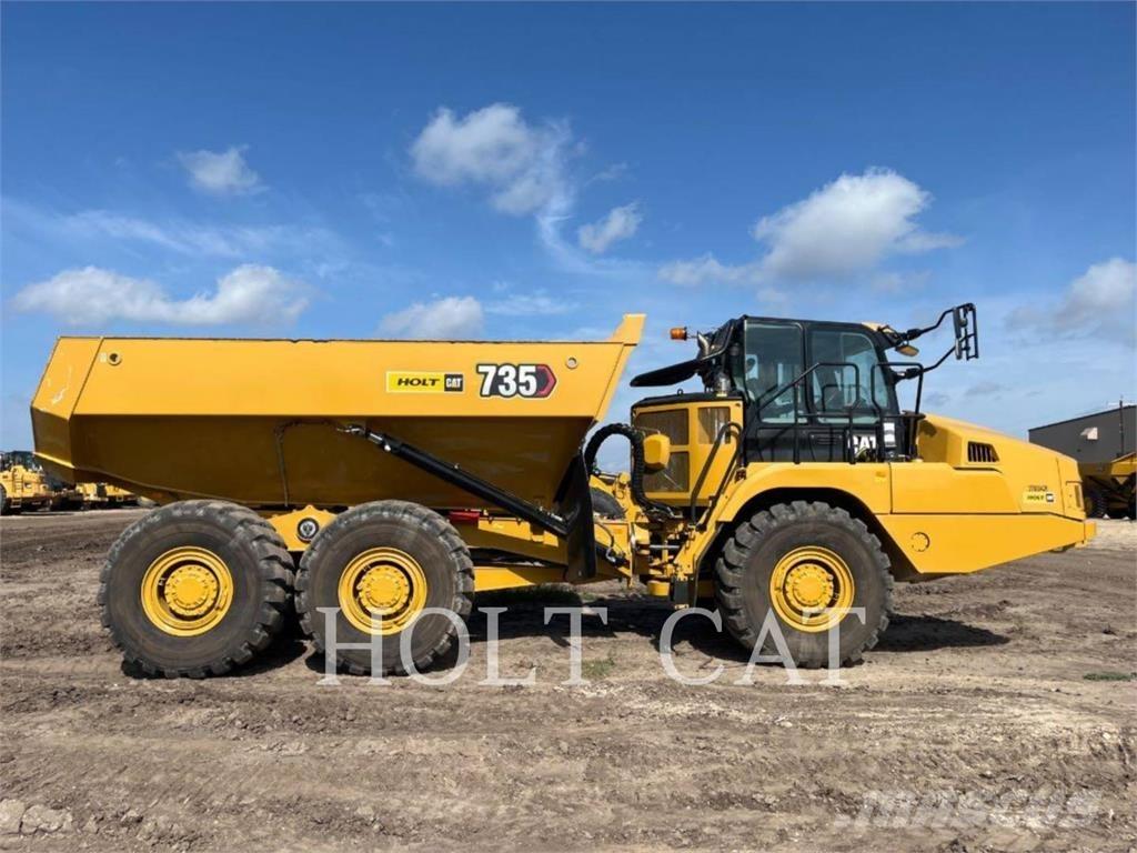 CAT 735 Artikulētie pašizgāzēji