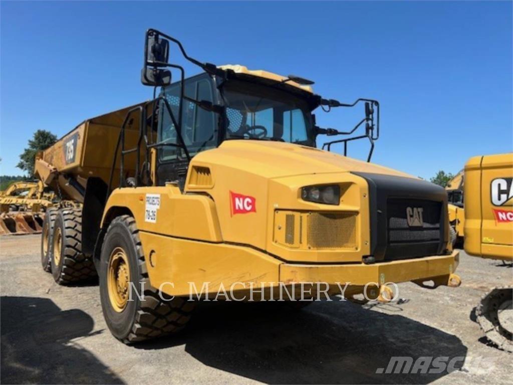 CAT 735 Artikulētie pašizgāzēji