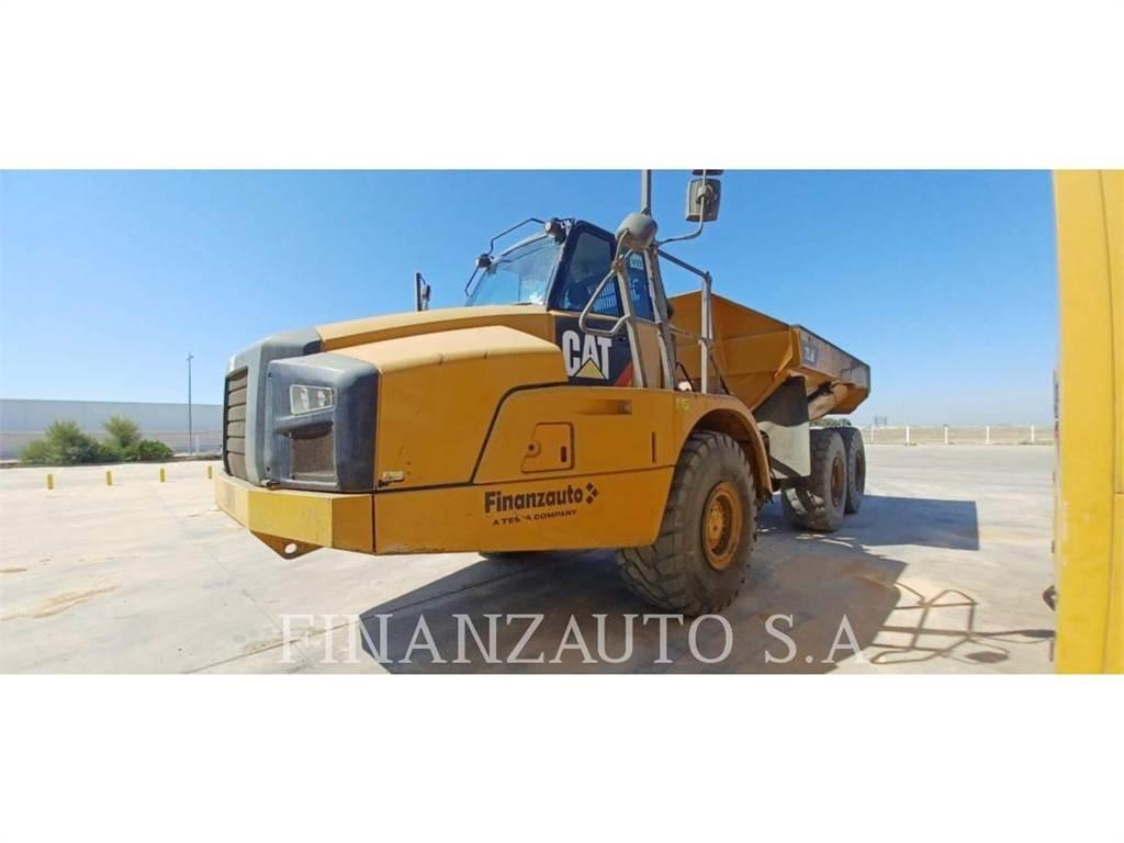 CAT 735B Artikulētie pašizgāzēji