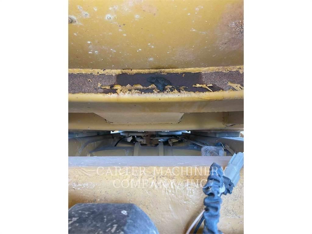 CAT 740 Artikulētie pašizgāzēji