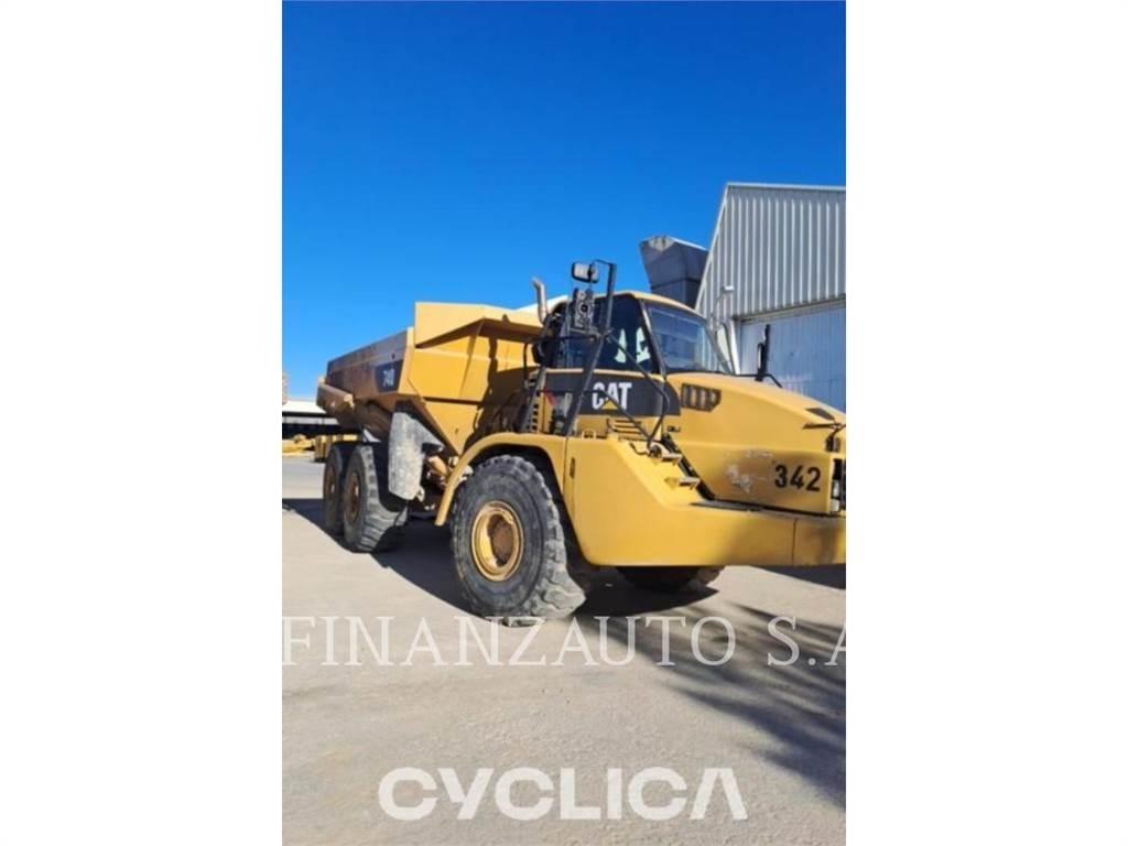 CAT 740 Artikulētie pašizgāzēji