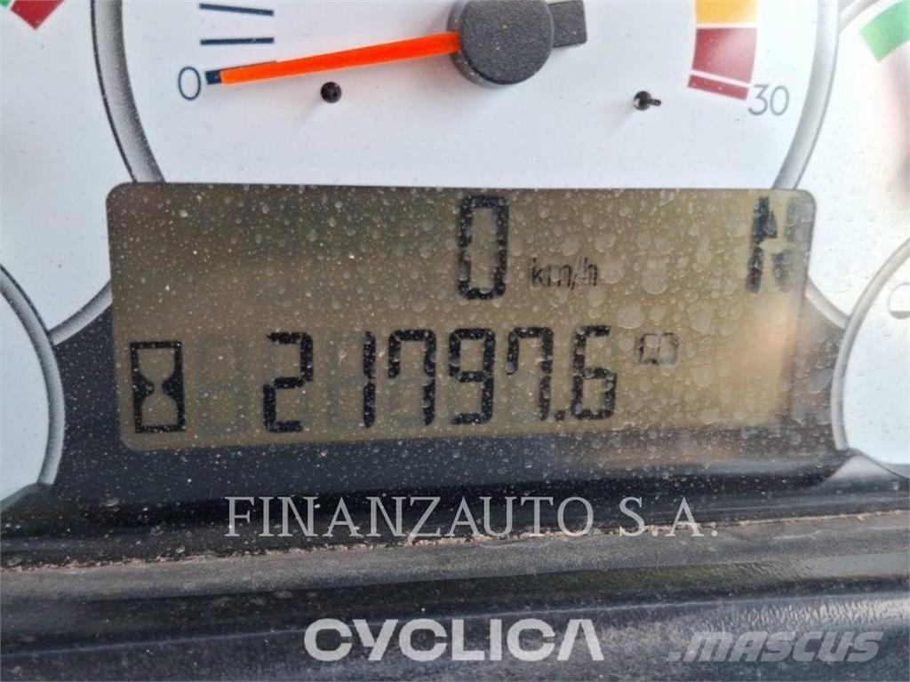 CAT 740 Artikulētie pašizgāzēji