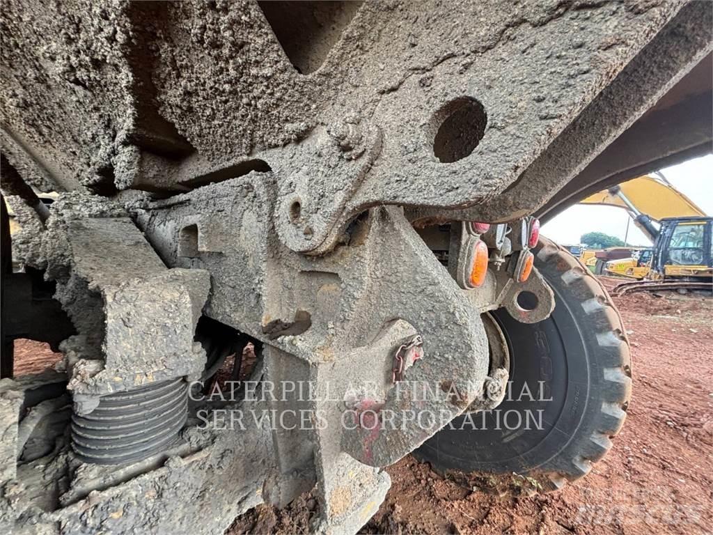 CAT 740-04GC Artikulētie pašizgāzēji