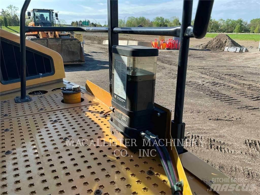 CAT 740 4EJ Artikulētie pašizgāzēji