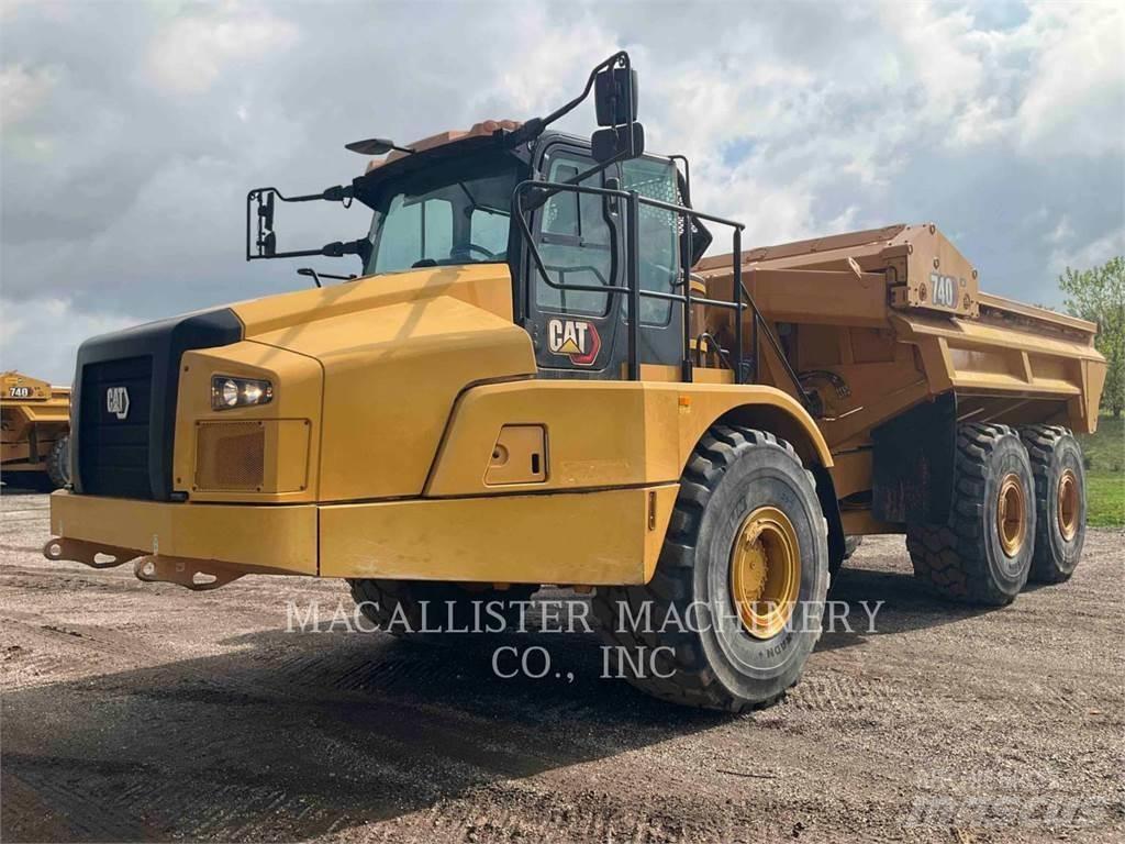 CAT 740 EJECTOR Artikulētie pašizgāzēji