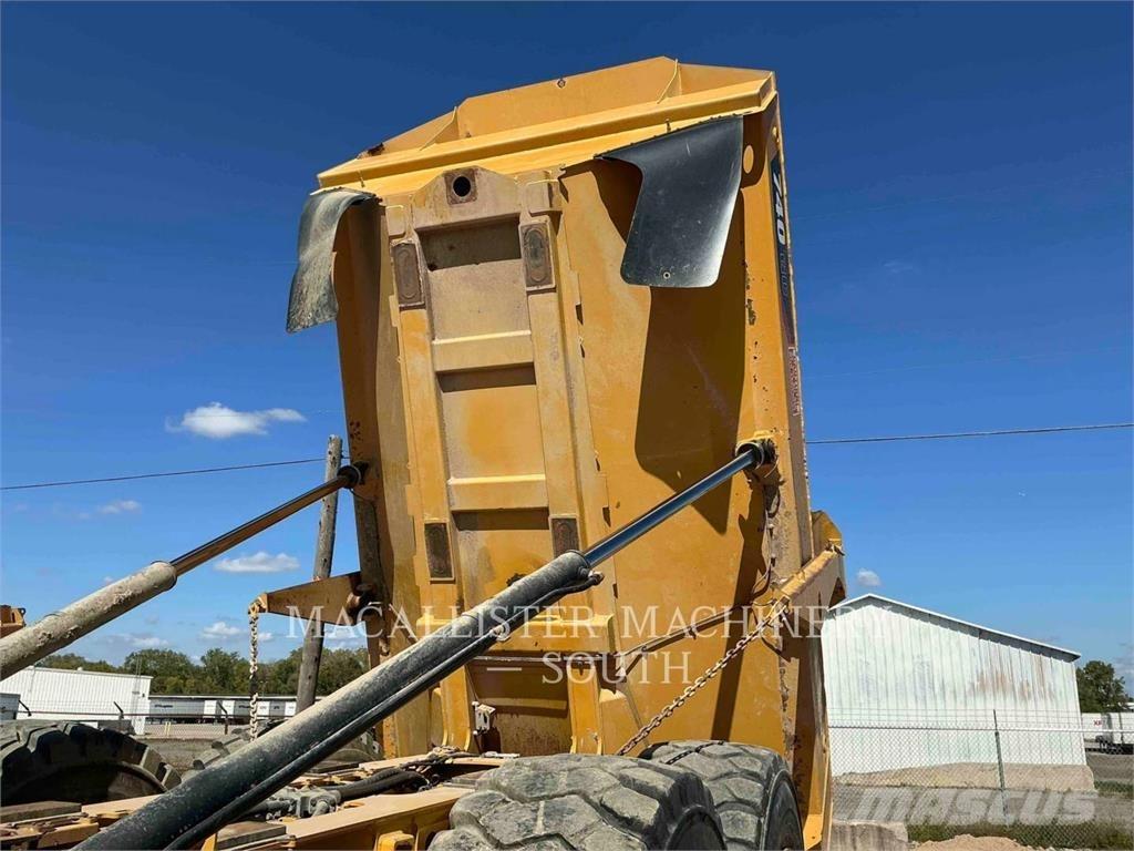 CAT 740 GC Artikulētie pašizgāzēji
