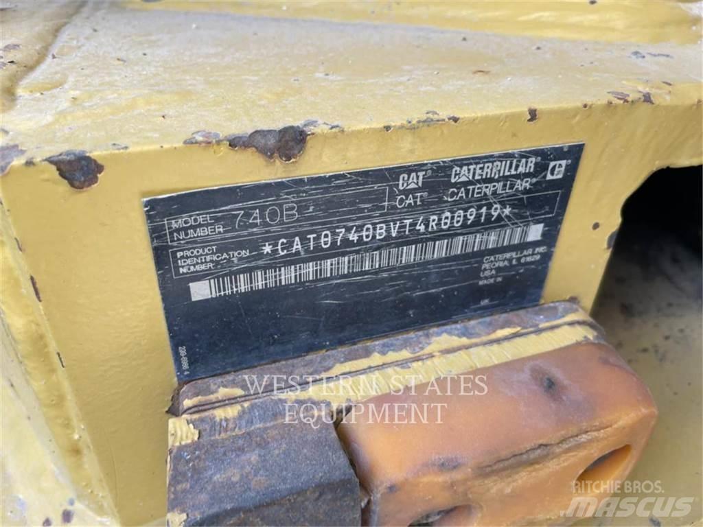 CAT 740B Artikulētie pašizgāzēji