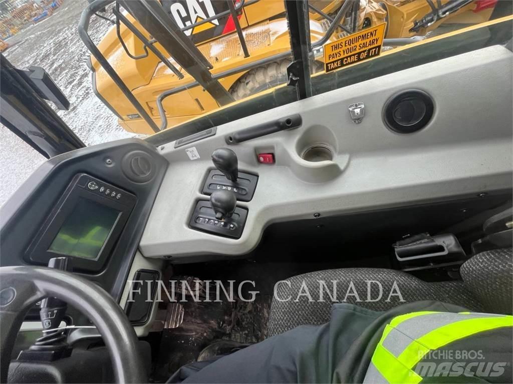 CAT 740B Artikulētie pašizgāzēji