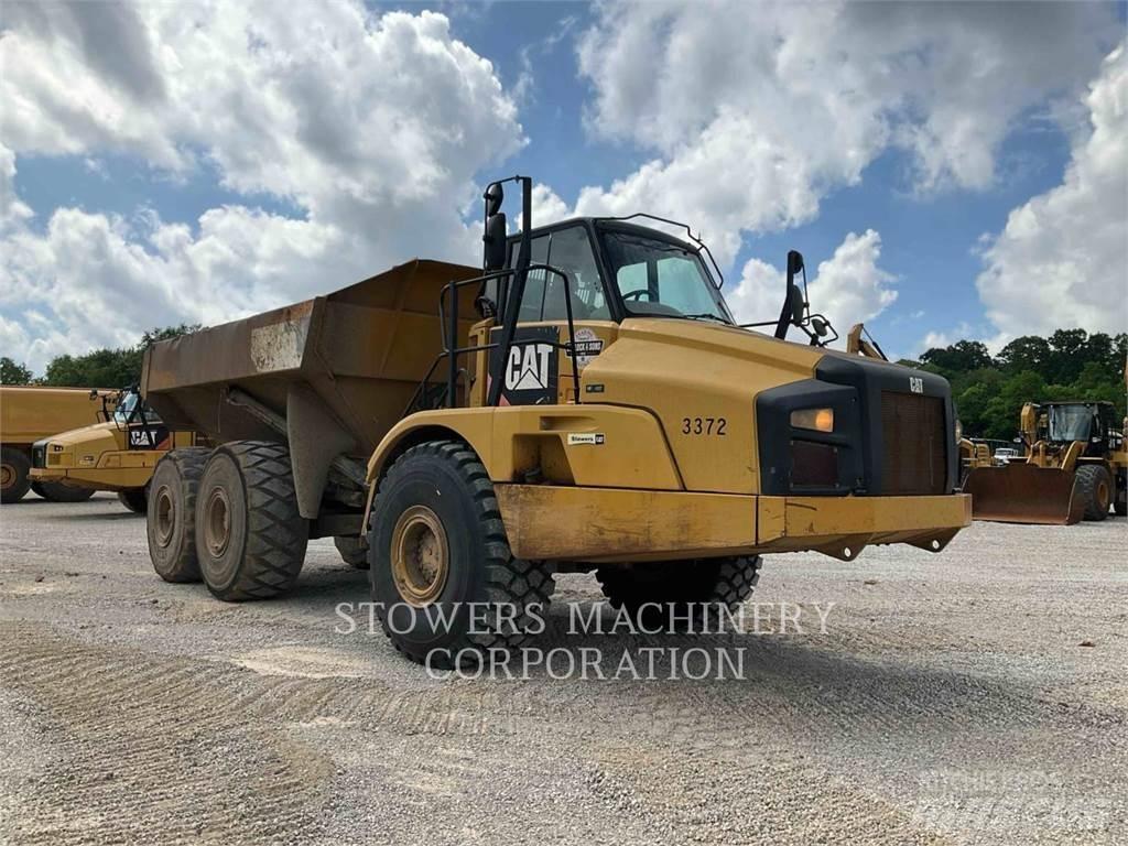 CAT 740B Artikulētie pašizgāzēji