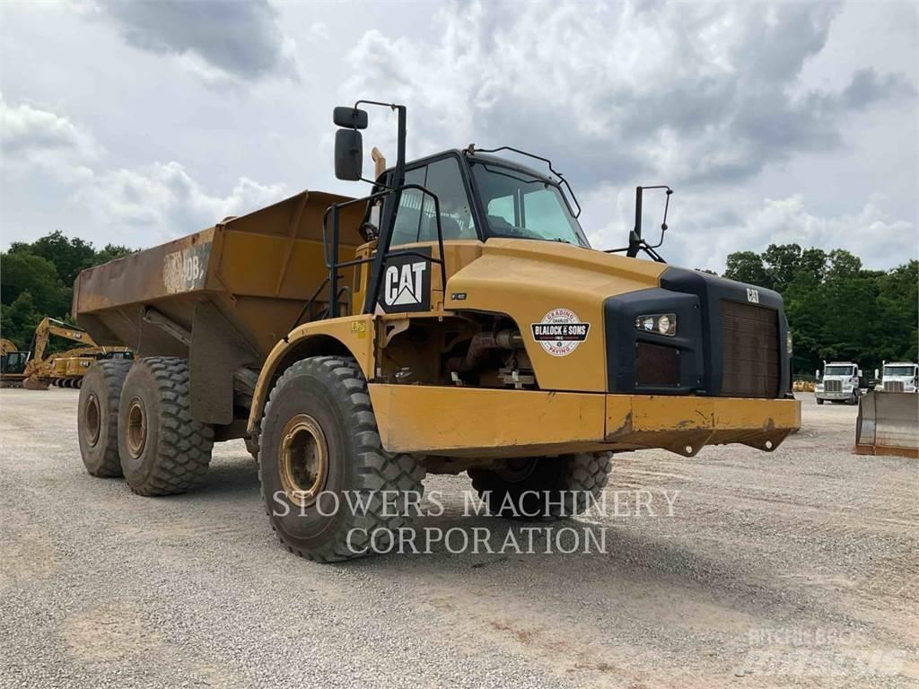 CAT 740B Artikulētie pašizgāzēji