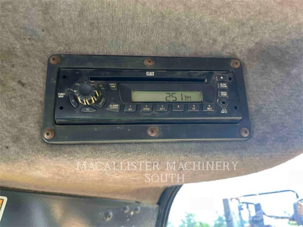 CAT 740B Artikulētie pašizgāzēji