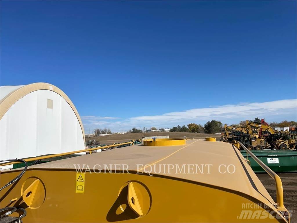 CAT 740B WT RB Ūdens mašīnas
