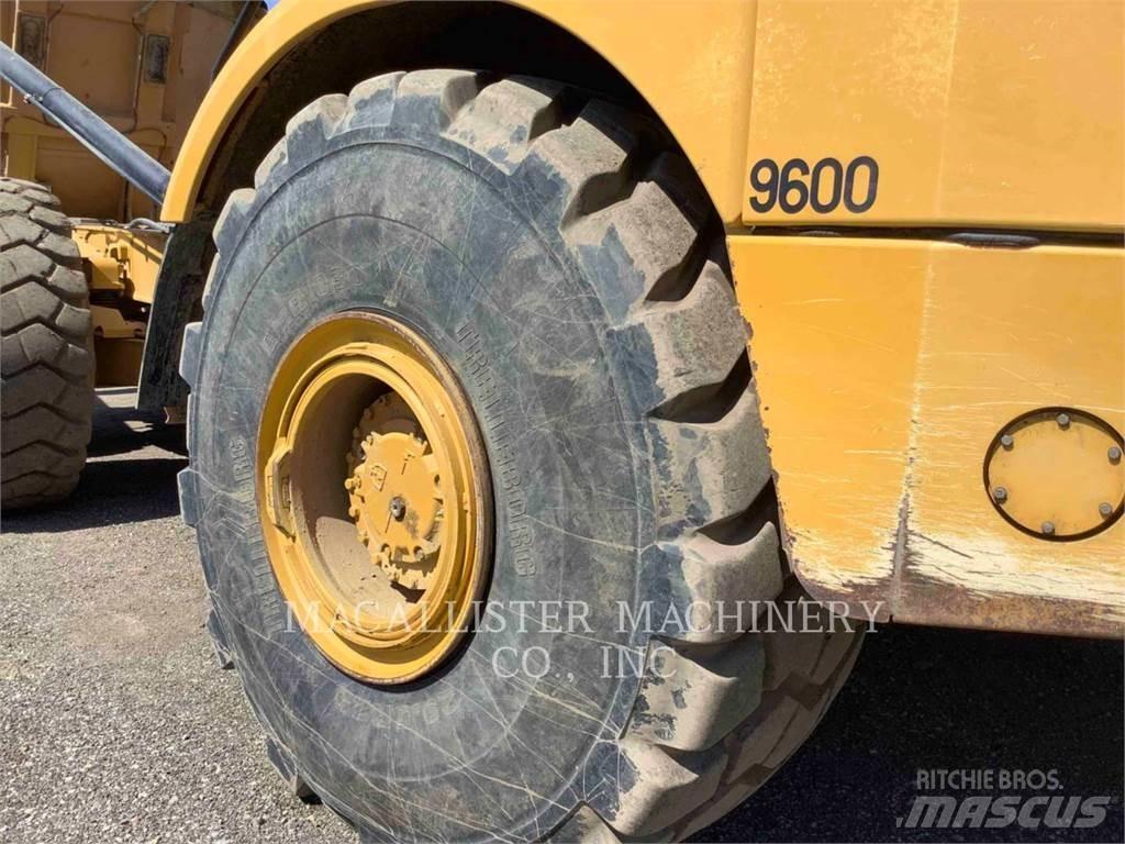 CAT 740GC Artikulētie pašizgāzēji