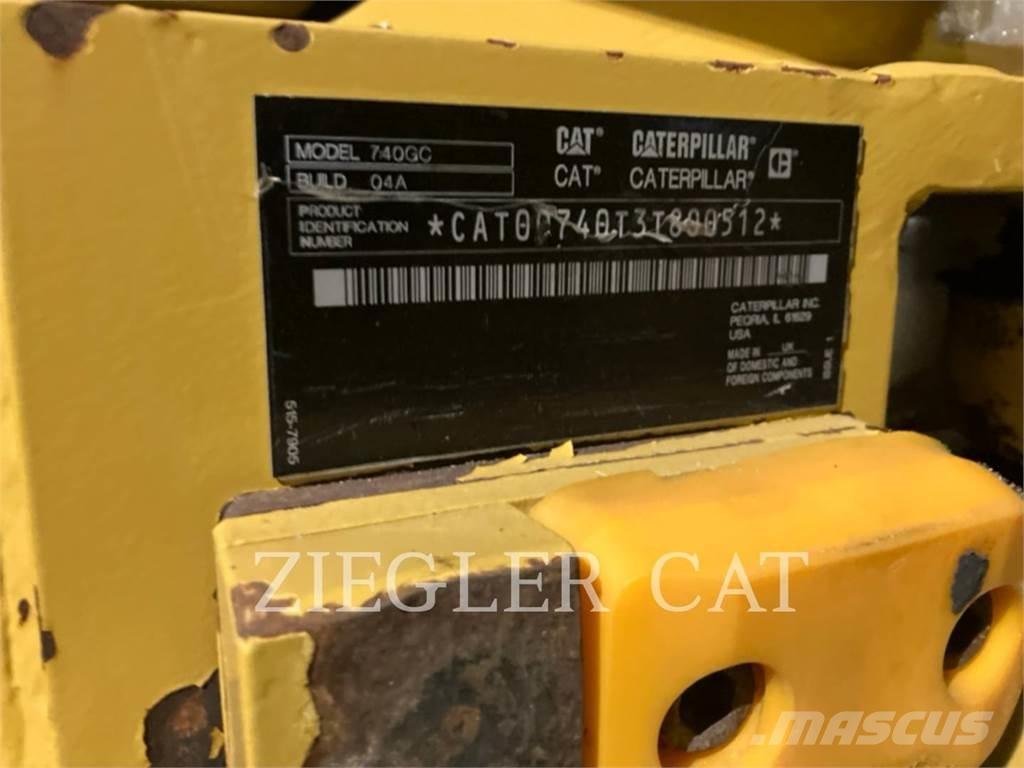 CAT 740GC Artikulētie pašizgāzēji