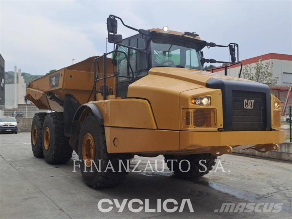 CAT 740GC Artikulētie pašizgāzēji