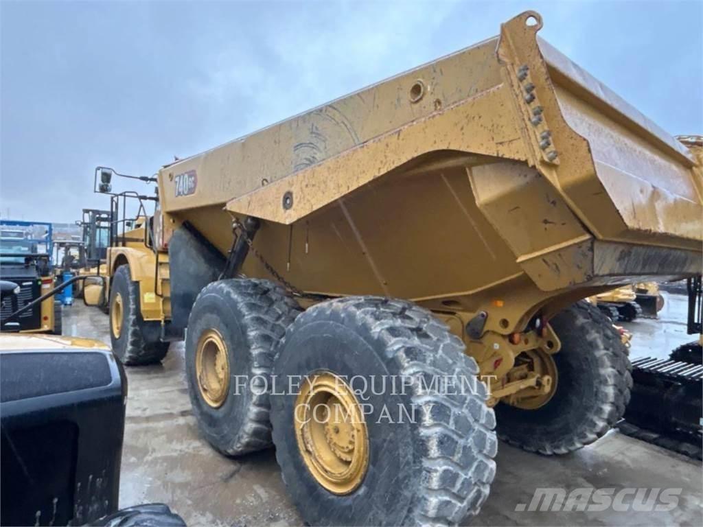 CAT 740GC-04 Artikulētie pašizgāzēji