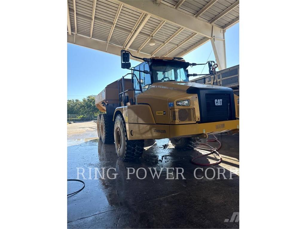 CAT 740WW Autocisterna