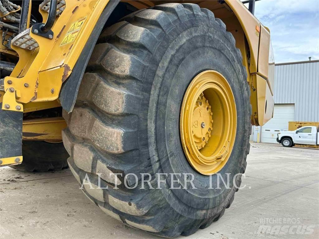 CAT 745 Artikulētie pašizgāzēji