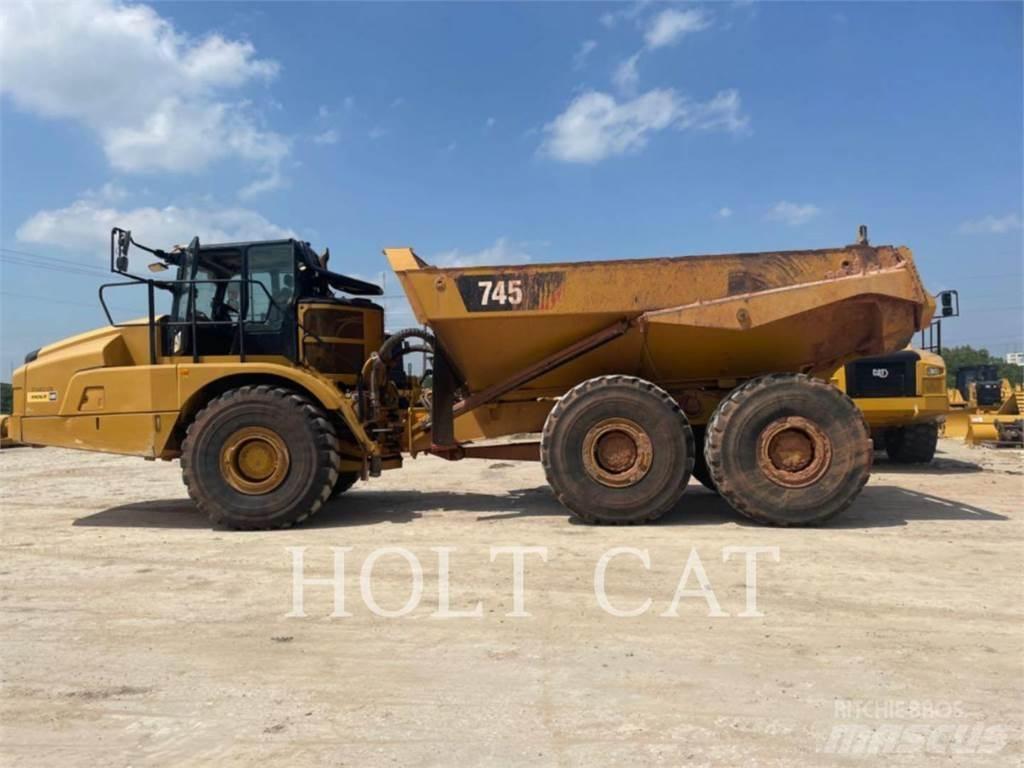 CAT 745 Artikulētie pašizgāzēji