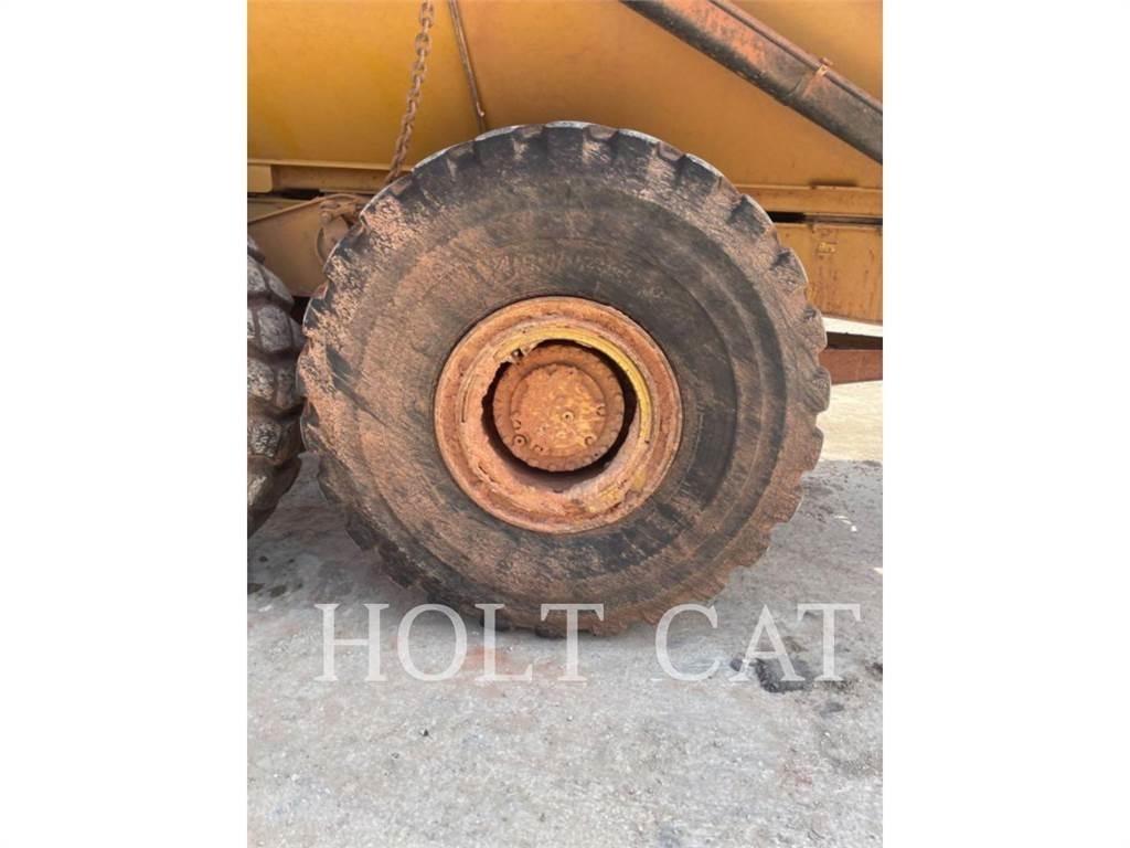 CAT 745 Artikulētie pašizgāzēji