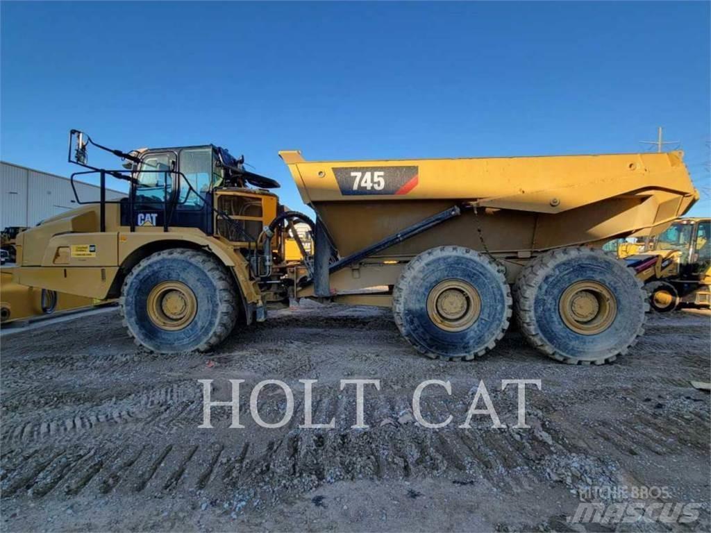 CAT 745 Artikulētie pašizgāzēji