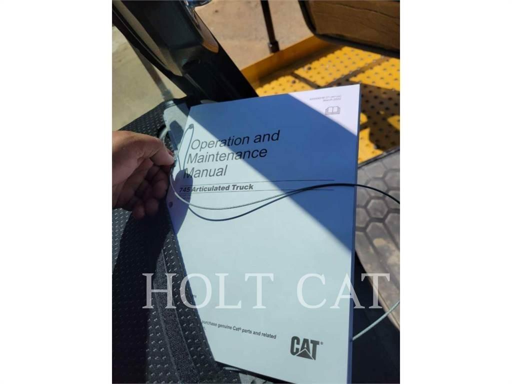 CAT 745 Artikulētie pašizgāzēji