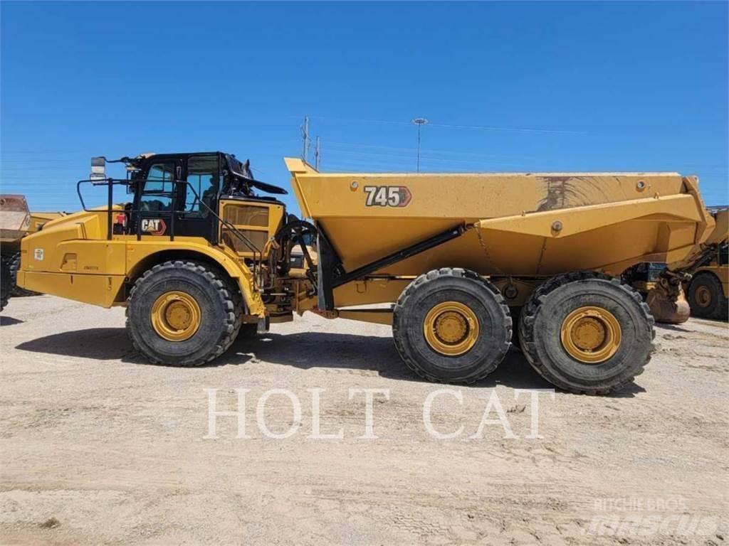 CAT 745 Artikulētie pašizgāzēji
