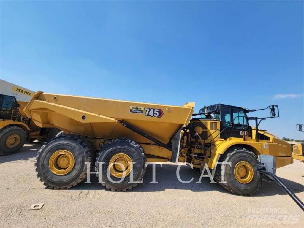 CAT 745 Artikulētie pašizgāzēji
