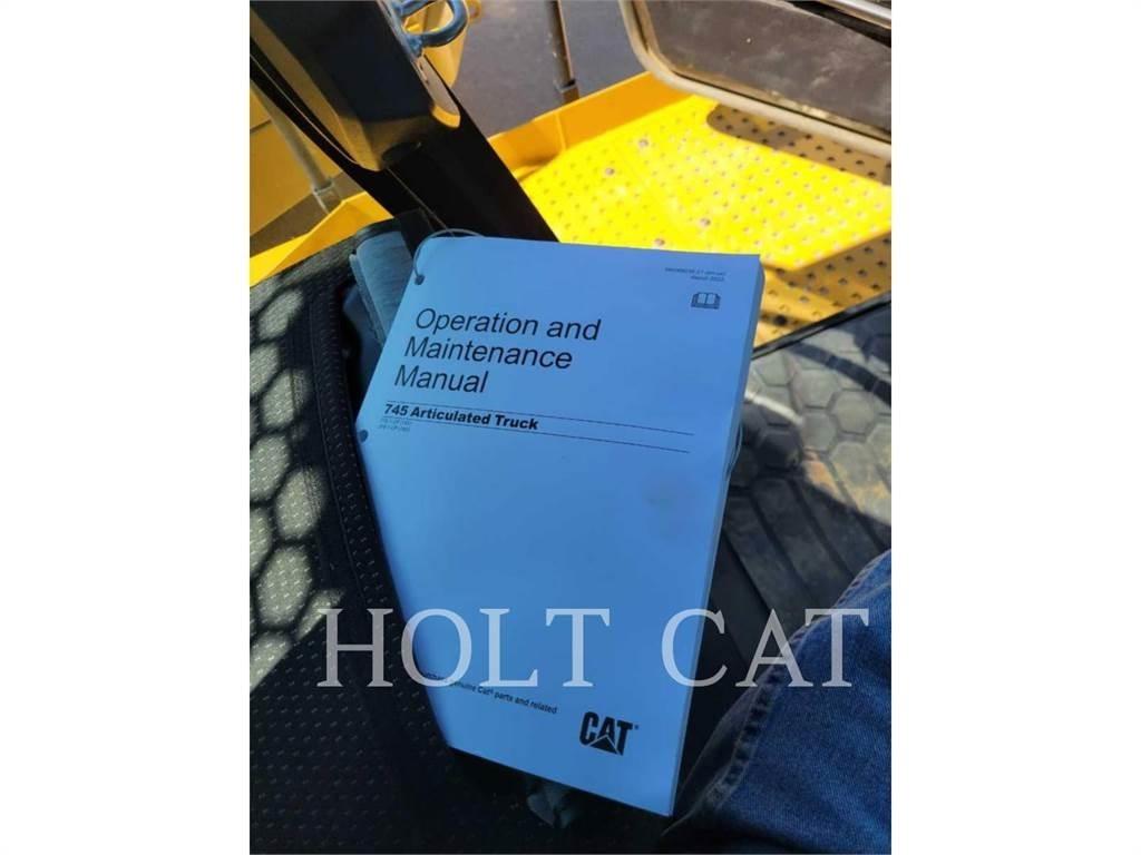 CAT 745 Artikulētie pašizgāzēji