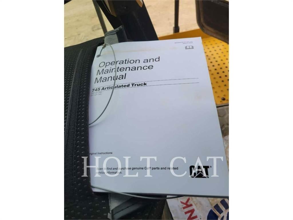 CAT 745 Artikulētie pašizgāzēji
