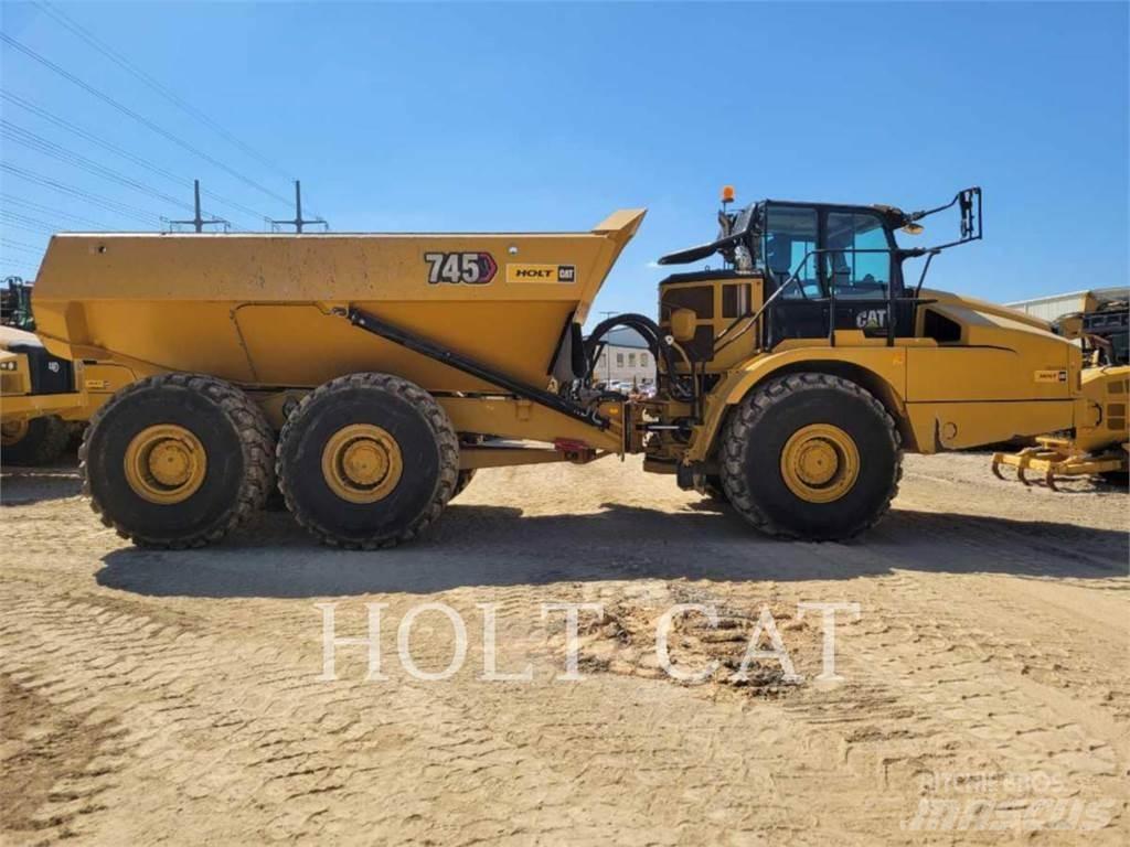 CAT 745 Artikulētie pašizgāzēji